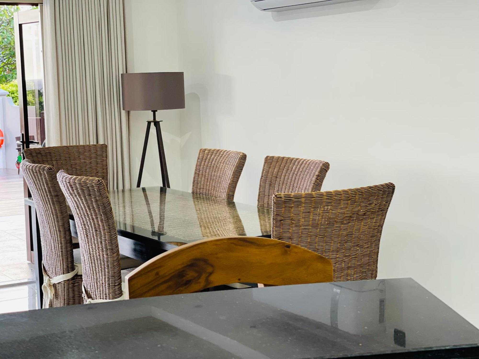 D'Offay Seaview Apartments Beau Vallon  Exterior photo