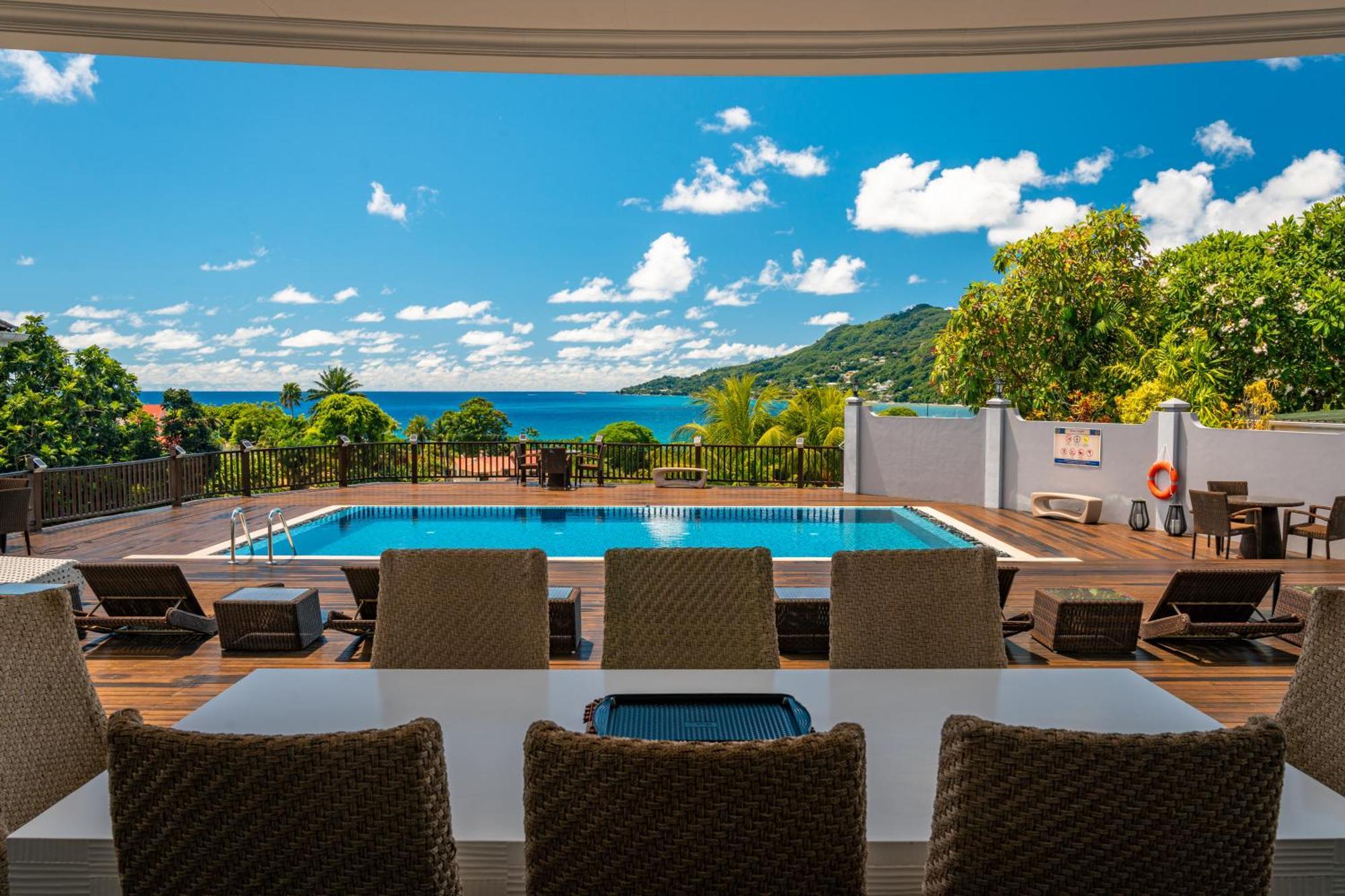 D'Offay Seaview Apartments Beau Vallon  Exterior photo