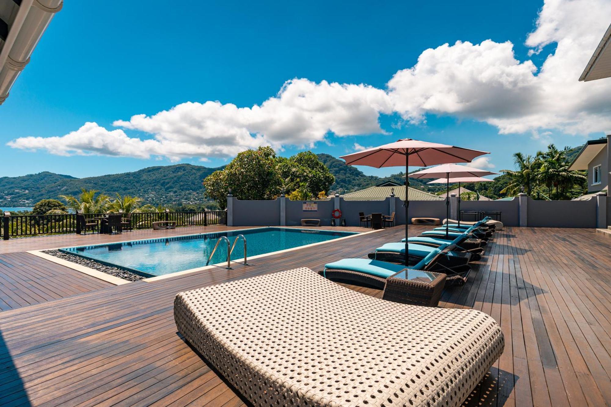 D'Offay Seaview Apartments Beau Vallon  Exterior photo