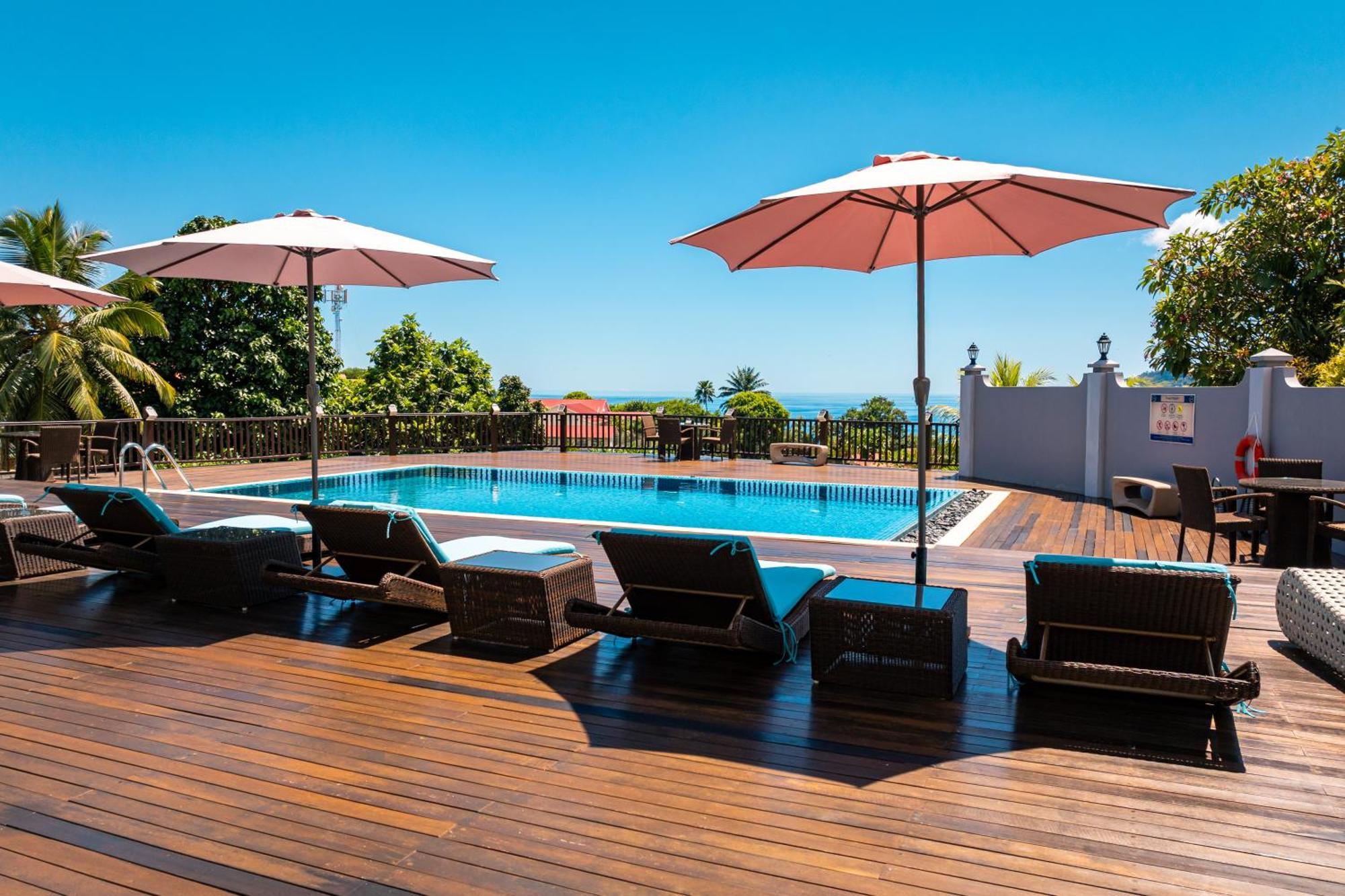D'Offay Seaview Apartments Beau Vallon  Exterior photo